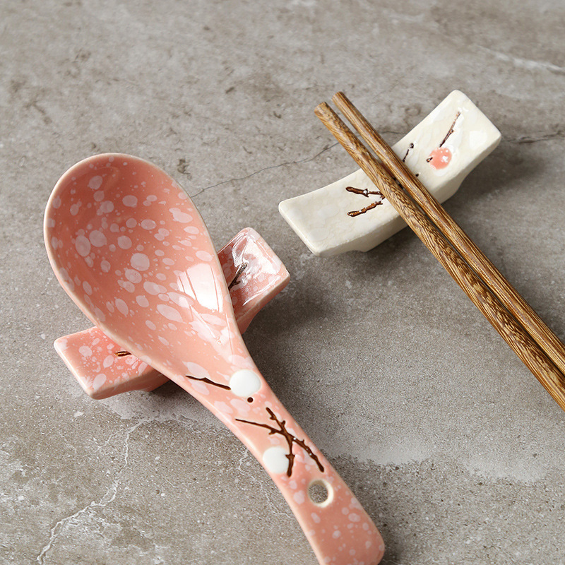 Creative Japanese Plum Blossom Hand-painted Underglaze Color Ceramic Pen Holder Household Tableware Hotel Set Table Chopsticks Holder