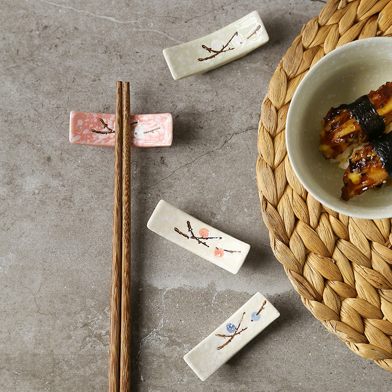 Creative Japanese Plum Blossom Hand-painted Underglaze Color Ceramic Pen Holder Household Tableware Hotel Set Table Chopsticks Holder