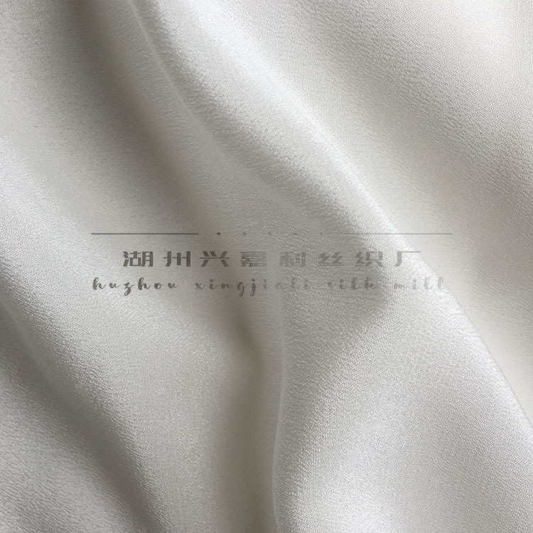 12mm silk crepe de Chine 140 door width silk fabric 100 mulberry silk crepe silk 99 crepe de chine in stock