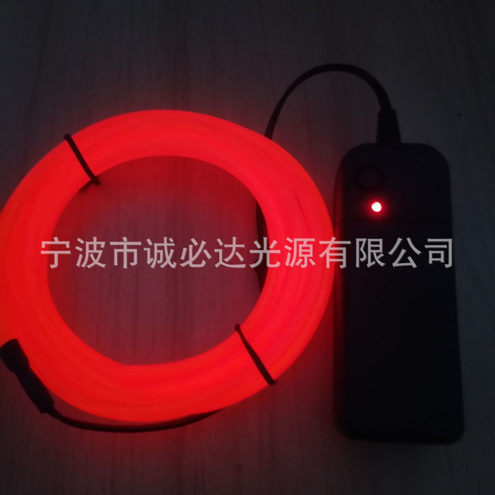 Хит продаж формуемая EL холодная светящаяся проволока диаметр 2.8мм внутренняя железная проволока 0.7мм