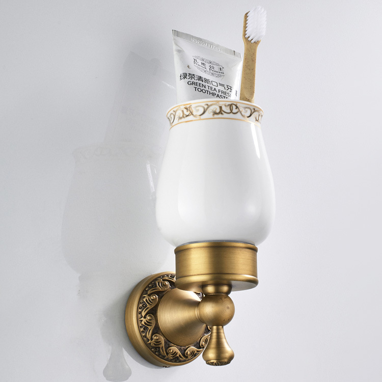 Retro Bathroom Pendant European-style Carved Base Single Cup Antique Mouthwash Cup Holder Toothbrush Cup Holder Single Toothbrush Holder