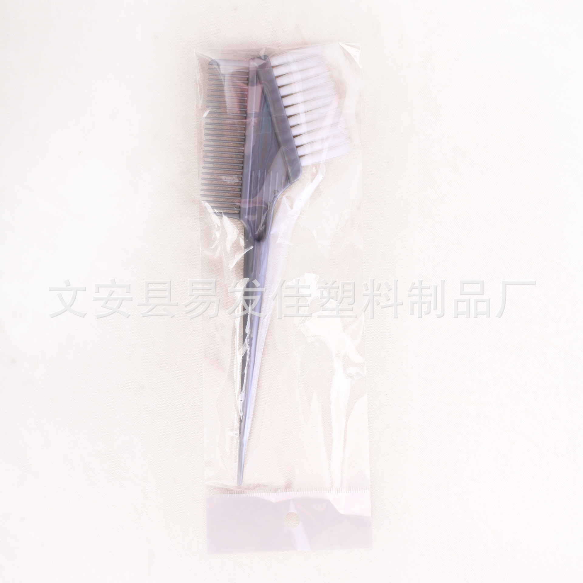 Small hair comb hair dye tool hair conditioning comb sharpening white hair dye brush wholesale a generation of hair
