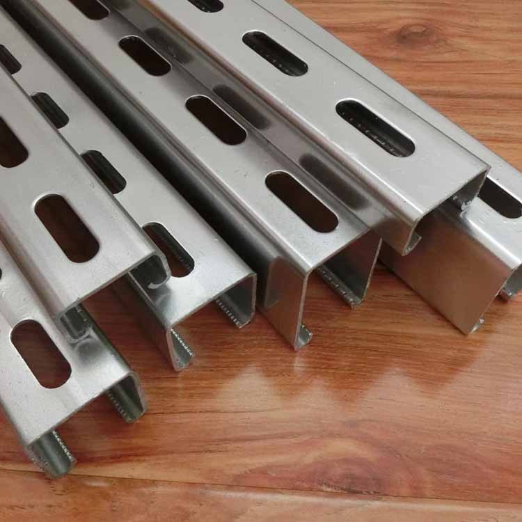 Q235C Type Channel Steel Perforated Purlins, Hot-Dip Galvanized Earthquake-Resistant Brackets, Galvanized Pipes with Three-Sided Perforations, Photovoltaic Bracket Manufacturer
