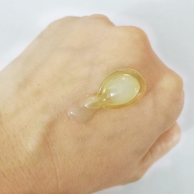 Beauty soft capsule semi-finished acne print pores L-VC coenzyme essence manufacturers