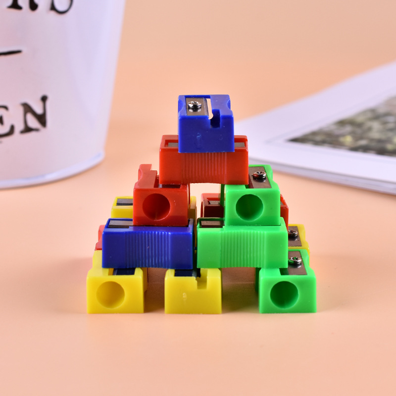 Colorful Single-Hole Small Square Plastic Manual Pencil Sharpener Primary School Student Pencil Sharpener Pencil Sharpener Stationery Small Gifts Wholesale