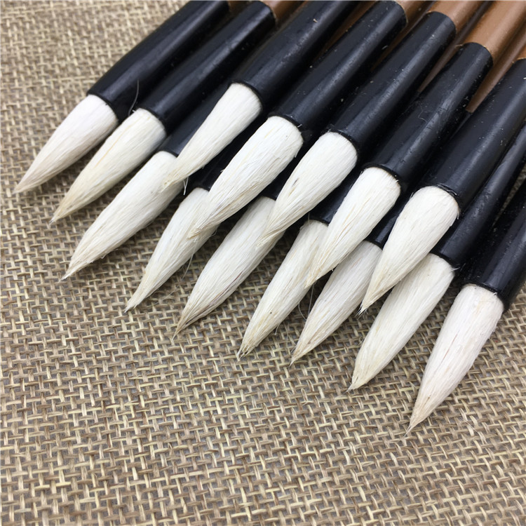 Factory direct supply plus Jiandai Baiyun Yanghao cheap calligraphy and painting training brush wholesale