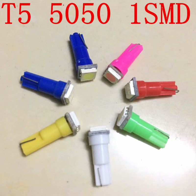Светодиодная лампа W5W 12V для приборной панели T5 5050 1SMD