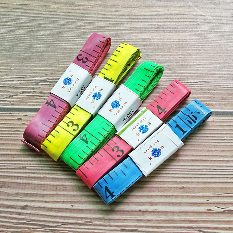 Цветная измерительная лента, мягкая линейка, рыночная линейка, линейка для измерения одежды, портняжная линейка, линейка для измерений, подарочная линейка, маленькая измерительная лента 1.5м