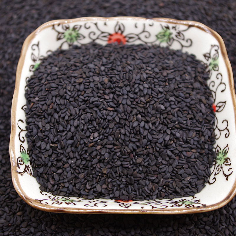 Масло черного кунжута, произведенное на северо-востоке Китая, очень полное и чистое. Не удовлетворён - возврат 500г
