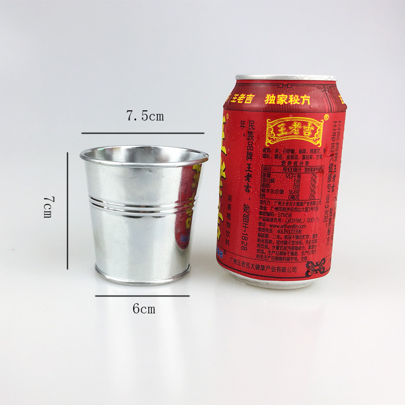 Factory galvanized iron bucket simulation flower bucket Christmas tinplate small iron bucket wholesale pot tin bucket simulation flower pot