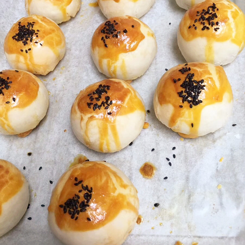 Heyi Xiangshan large salted egg yolk 16 pieces 20 tablets Mid-Autumn Festival Cantonese moon cake egg yolk crisp fairy bean cake egg yolk spoon raw materials