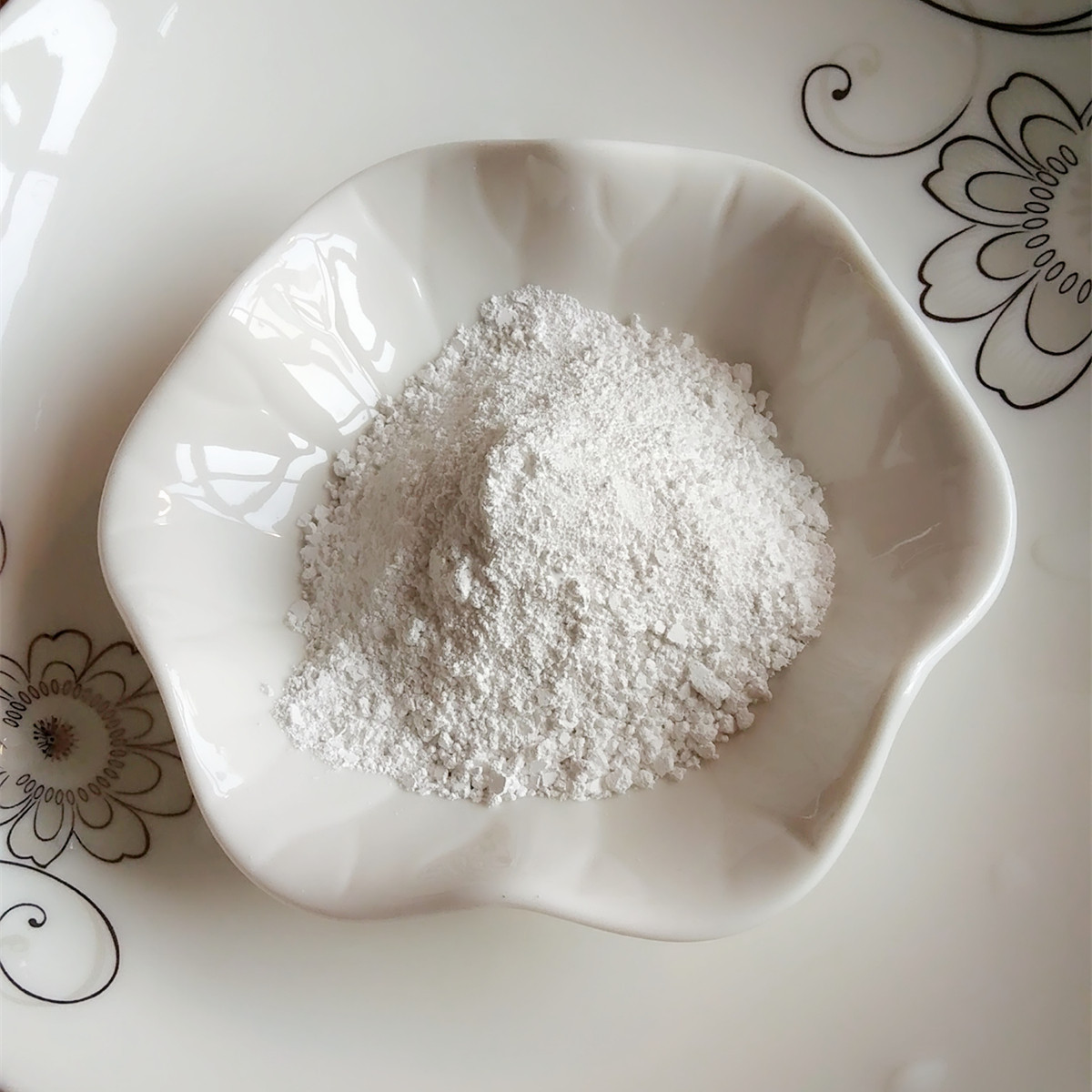 Supply of High-Purity Thorium Oxide, Rare Earth Metal Thorium Dioxide for High-Temperature Ceramic Optical Glass Refractory Materials