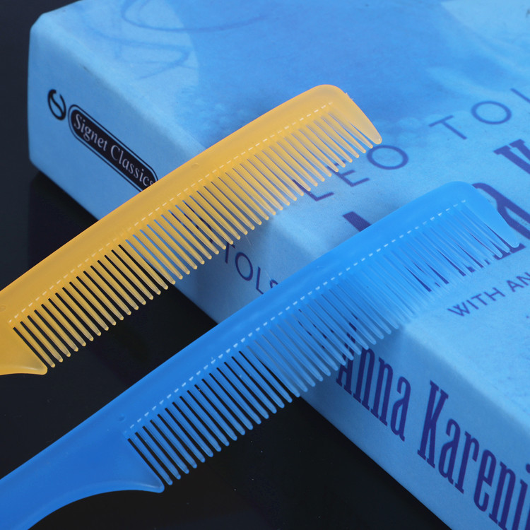 Store hotel guest room consumables disposable comb business trip portable plastic comb wholesale