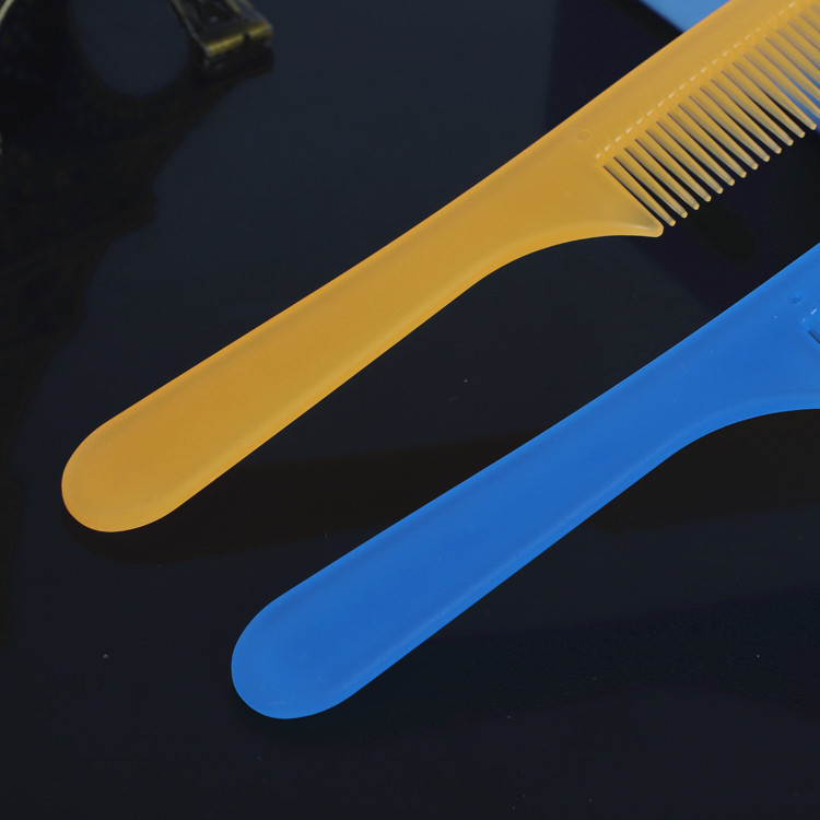 Store hotel guest room consumables disposable comb business trip portable plastic comb wholesale