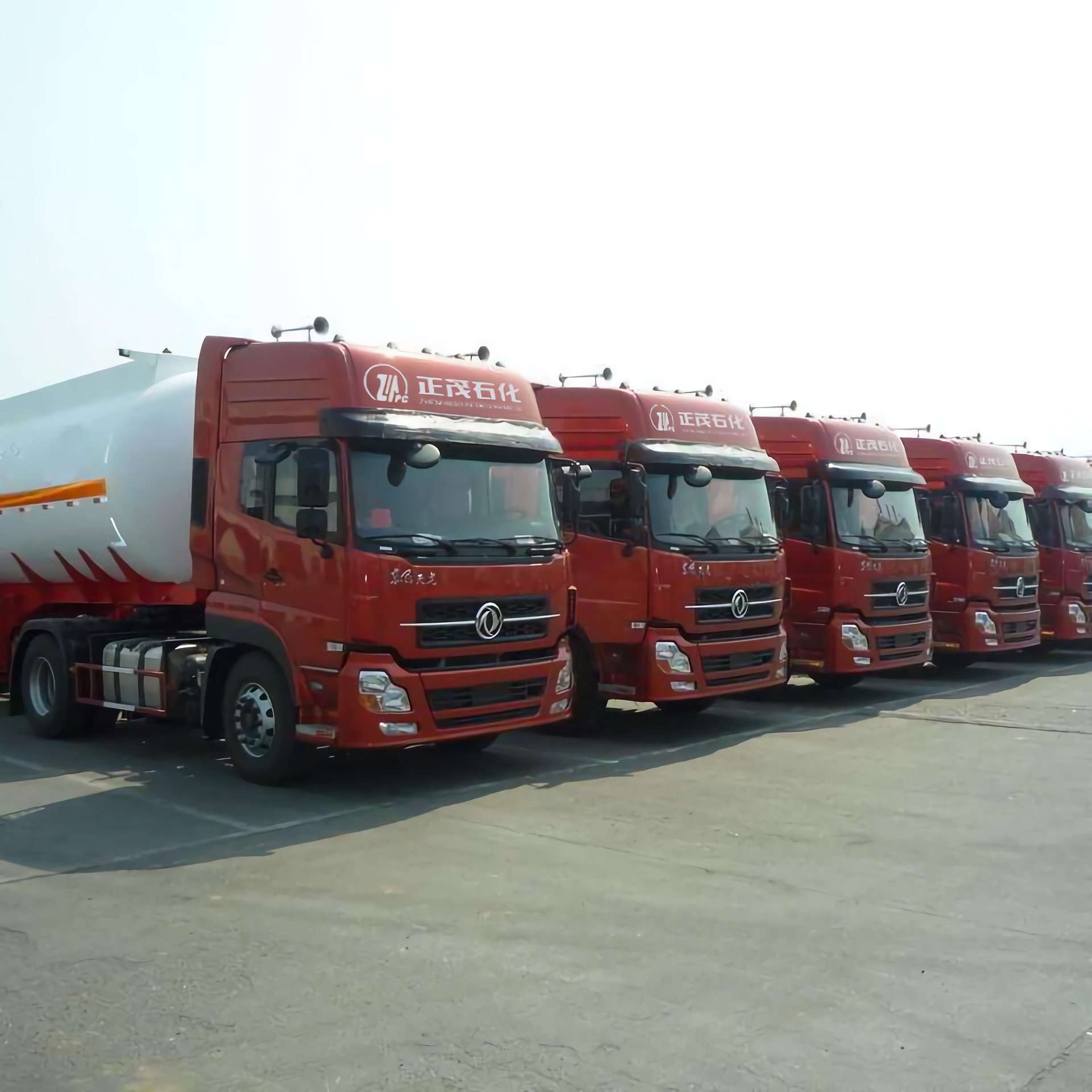 Domestic Isododecane Environmentally Friendly Diluting Solvent Solvent for Flavors and Fragrances Ip-C12H