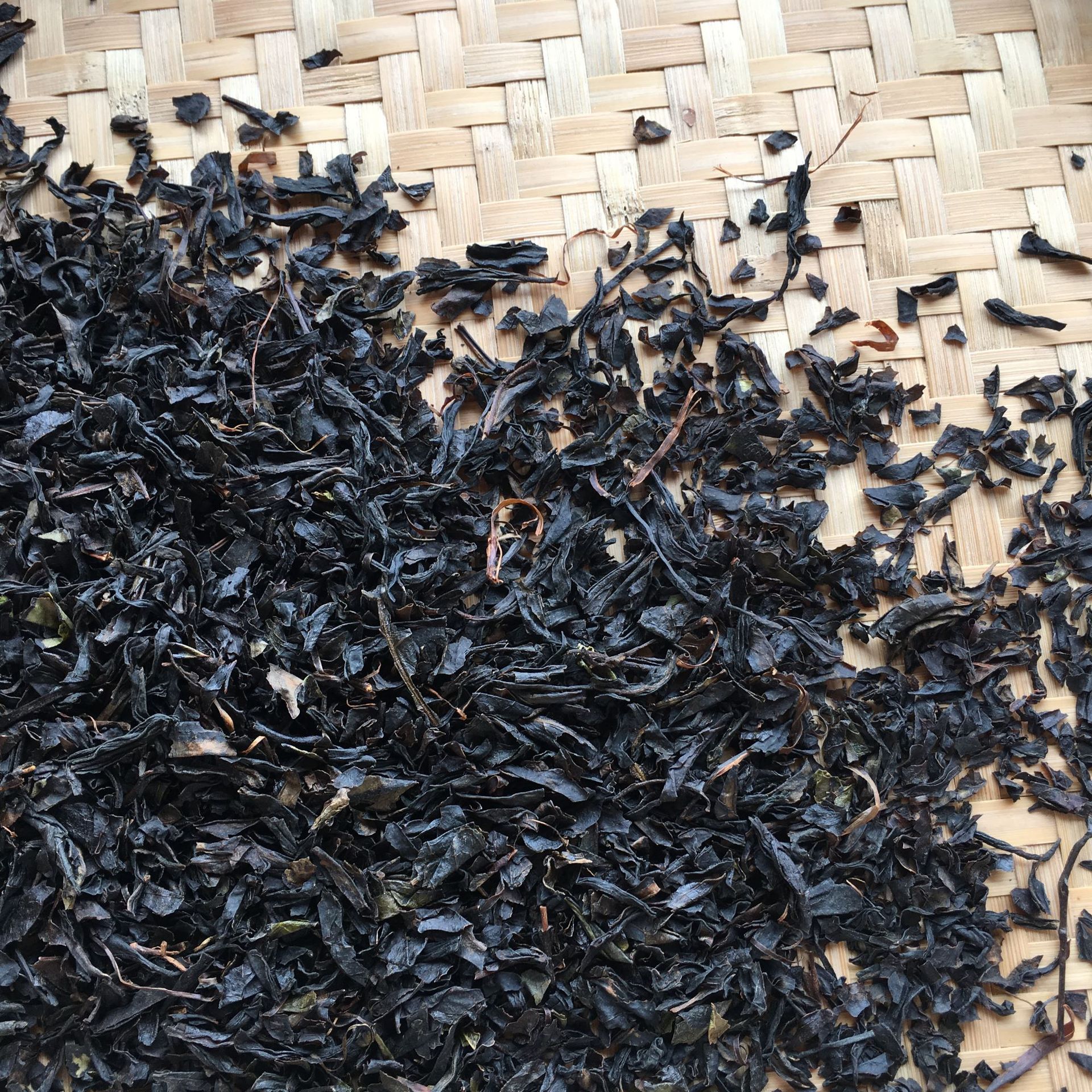 Black Tea Large Broken Tea Pieces Grade 2 Specification Pieces of currency Tea Bag Raw Material Red Broken Tea Bulk Factory Direct Supply