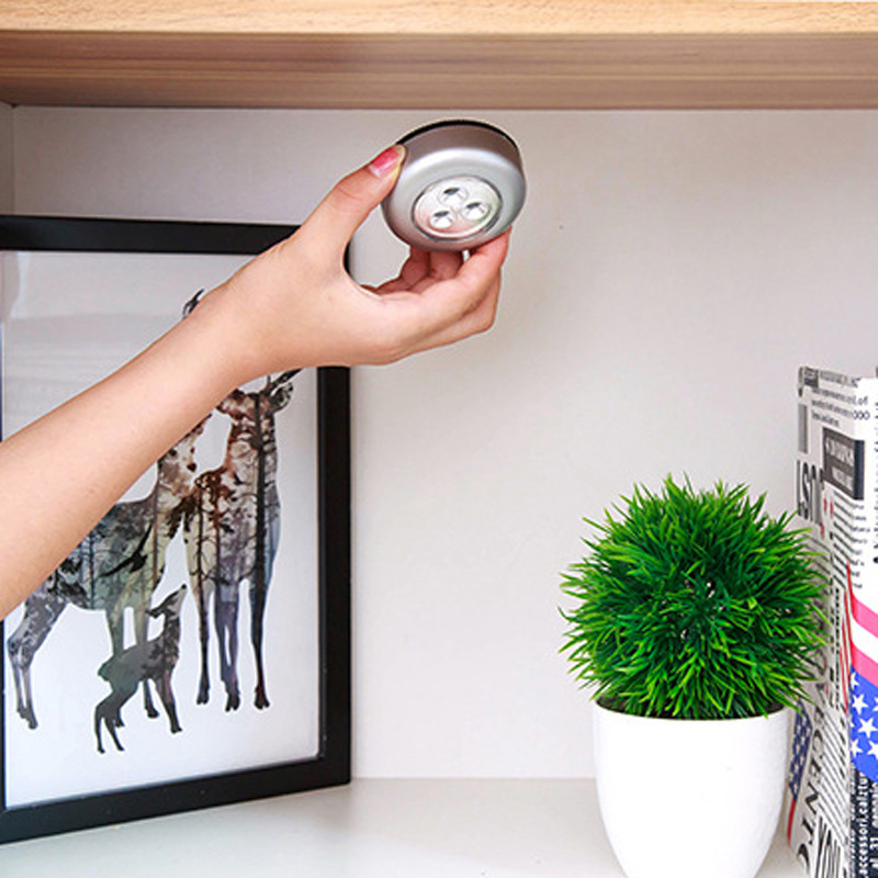 Creative wireless pasting cabinet bedside night light dormitory wireless wardrobe light lighting led clap touch light