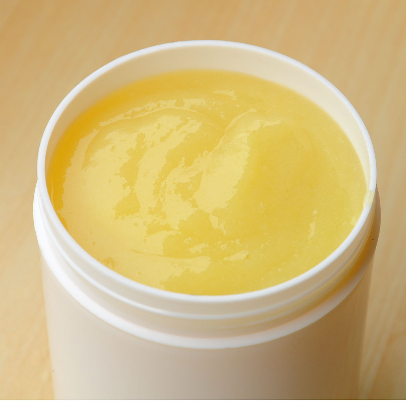 Bee Farm Fresh royal jelly 500g wholesale self-produced fresh active bee milk royal jelly bottled original royal jelly