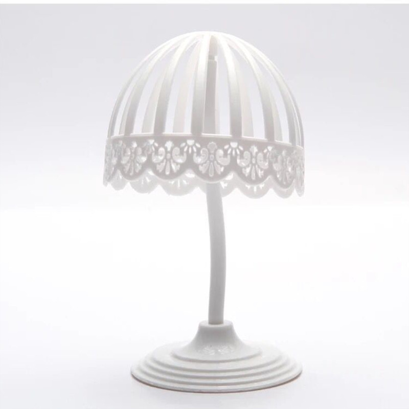 Cutout children's hat rack wholesale hat holder hat support square tube slot hat display stand baby shop plastic hat support