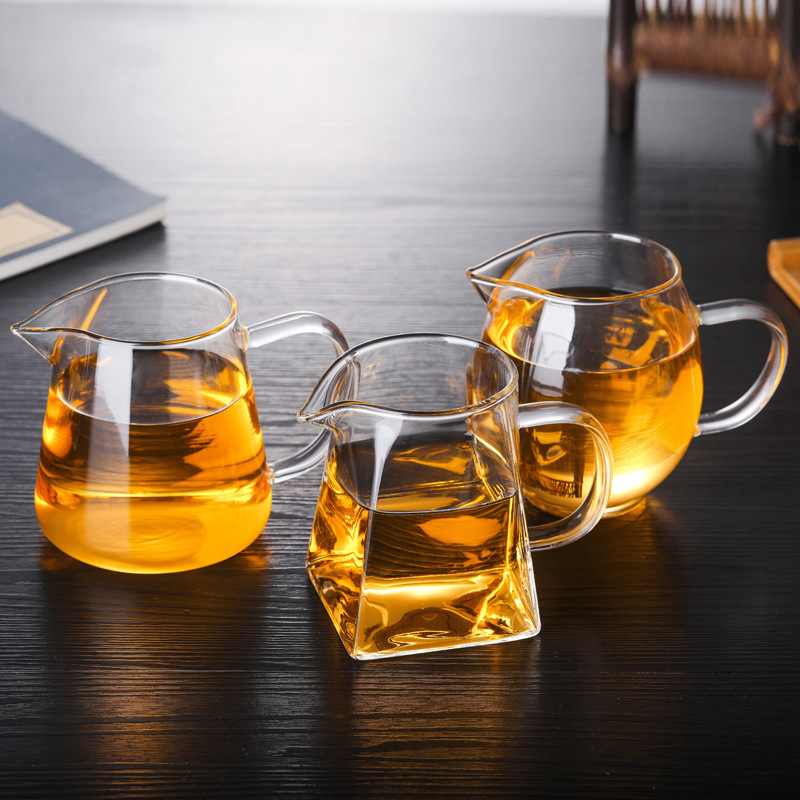Factory Wholesale Glass Fair Cup square male cup tea with tea drain tea sea kung fu tea ceremony accessories