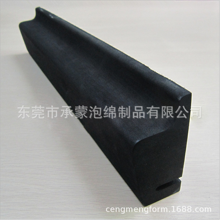 Production and wholesale wire cutting eva molding sponge table pillow eva foam foam table pillow packaging inner holder