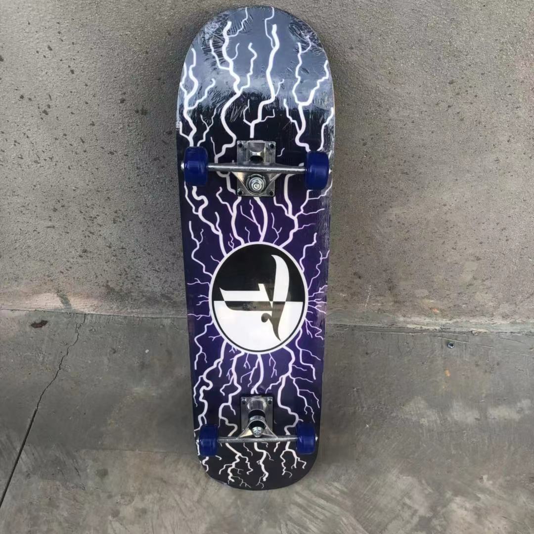 80cm Maple double warped four-wheel skateboard children and adolescents double-sided stickers double rocker manufacturers a wholesale