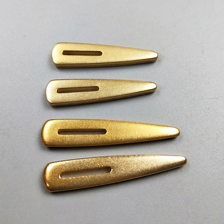 A large number of spot aluminum label mounting material aluminum label aluminum material pin manual polishing