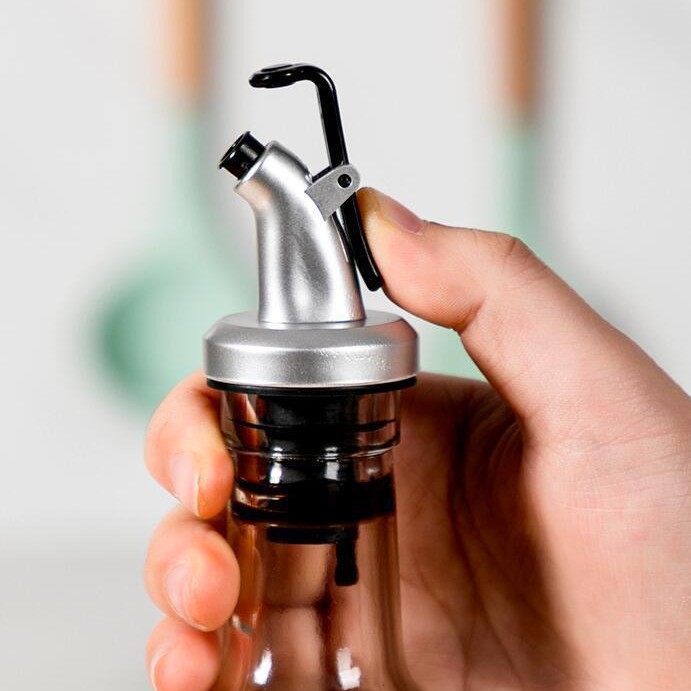 Factory Wholesale Oil Spout Oil Bottle Stopper Kitchen Push-Type Oil Guide Spout Soy Sauce Vinegar Bottle Stopper Seasoning Bottle Oil Spout Stopper