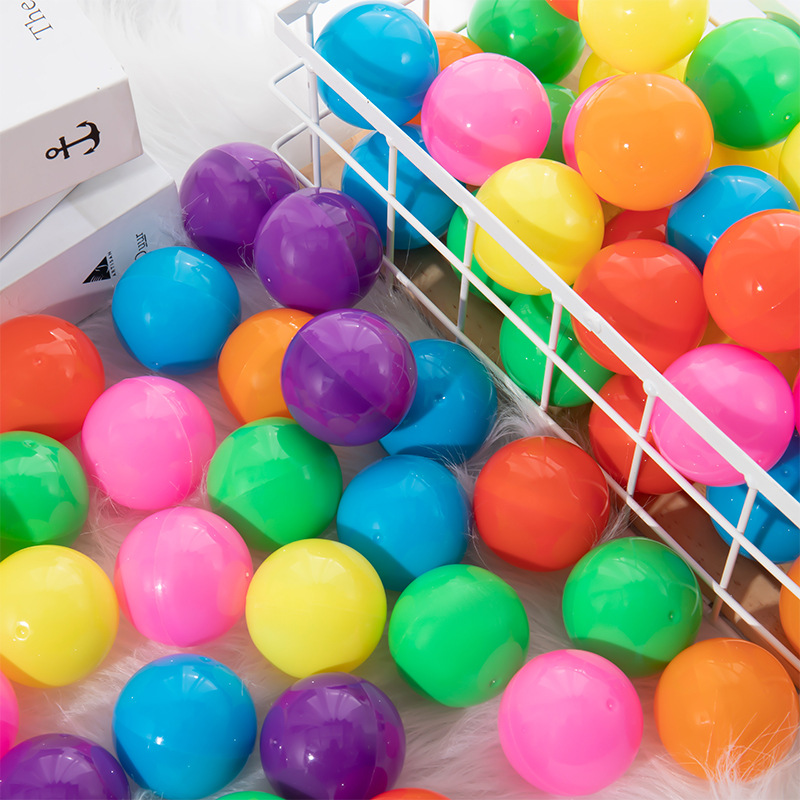 Spot wholesale twisted egg twisted egg toy amusement machine twisted egg ball twisted egg PP plastic ball twisted egg ball twisted egg ball