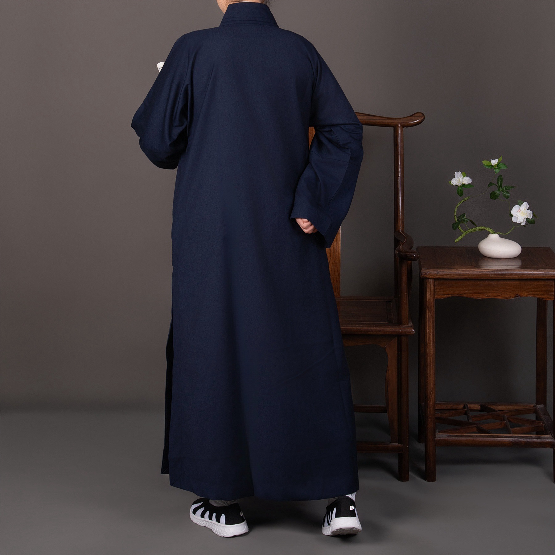 Spring and Autumn Style Taoist Robe, Long Robe, Taoist Attire, Monk's Clothing for Men and Women, Diagonal Collar Monk's Robe, Navy Blue Practice Robe, Long Robe
