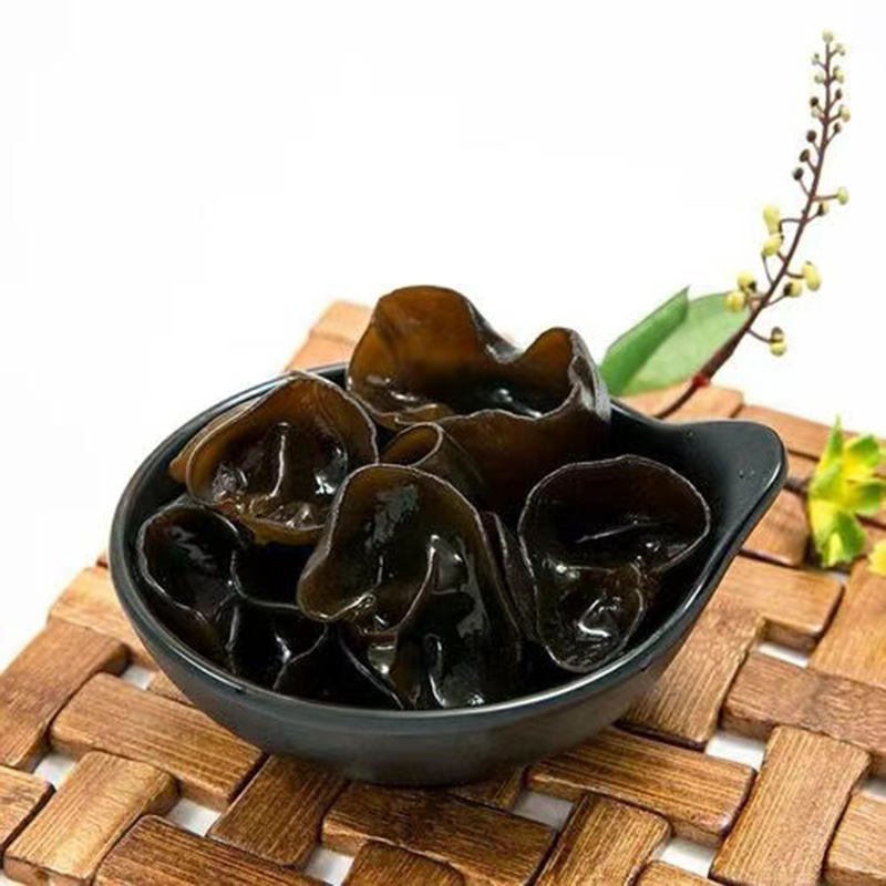 В наличии черный гриб с северо-востока Китая, сушеная маленькая чаша белого горного липового гриба, дикий осенний, толстый и без корней