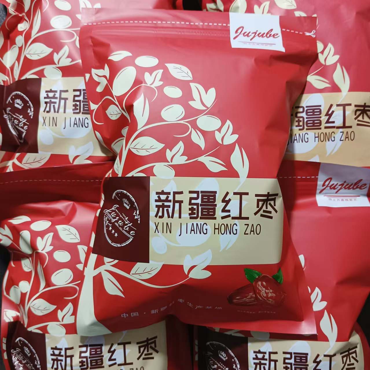 Целая коробка Оптовая продажа красных фиников из Синьцзяна Упакованные свежие серые финики Роучян Готовые к употреблению финики Каша Суп Пакет Рисовые пельмени Синьцзян серые финики