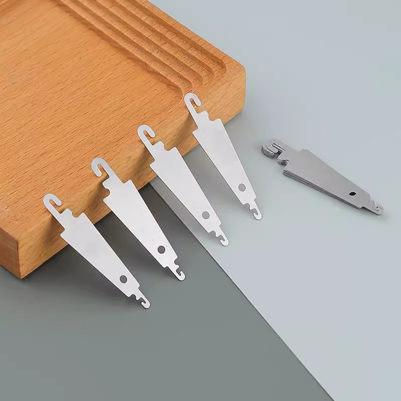 Tin Needle Threader Manufacturer Wholesale Supply Stainless Steel Bright Cross Stitch Needle Threader Cross Stitch Accessories Crochet Hook