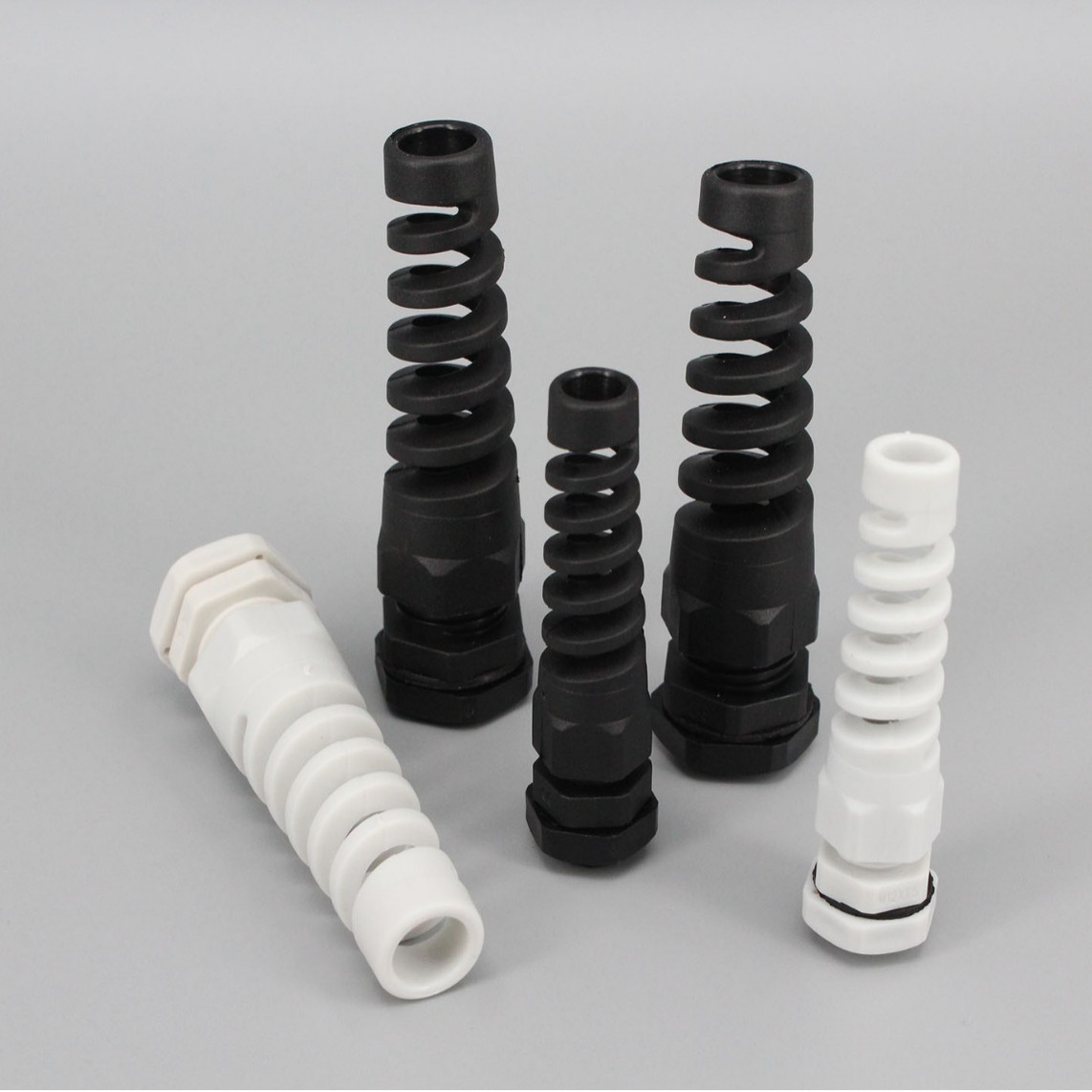 Pg11 Anti-Bending and Anti-Twisting Protective Cable Joint with Tail Waterproof Cable Joint Nylon Pg9