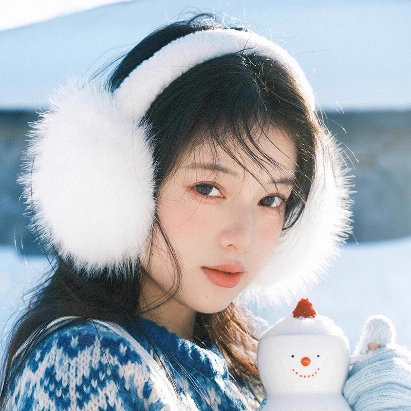 Northeast Travel Plush Earmuffs for Women in Winter, Cute White Warm Anti-Freeze Earmuffs, Earbags, Versatile Earmuffs
