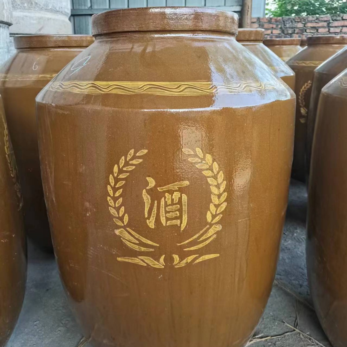 Sichuan Manufacturer Earthenware Thickeneded Wine Jar Cellar Wine Jar 5kg - 1000kg Wine Jar Ceramic Wine Jar Antiseptic Pottery
