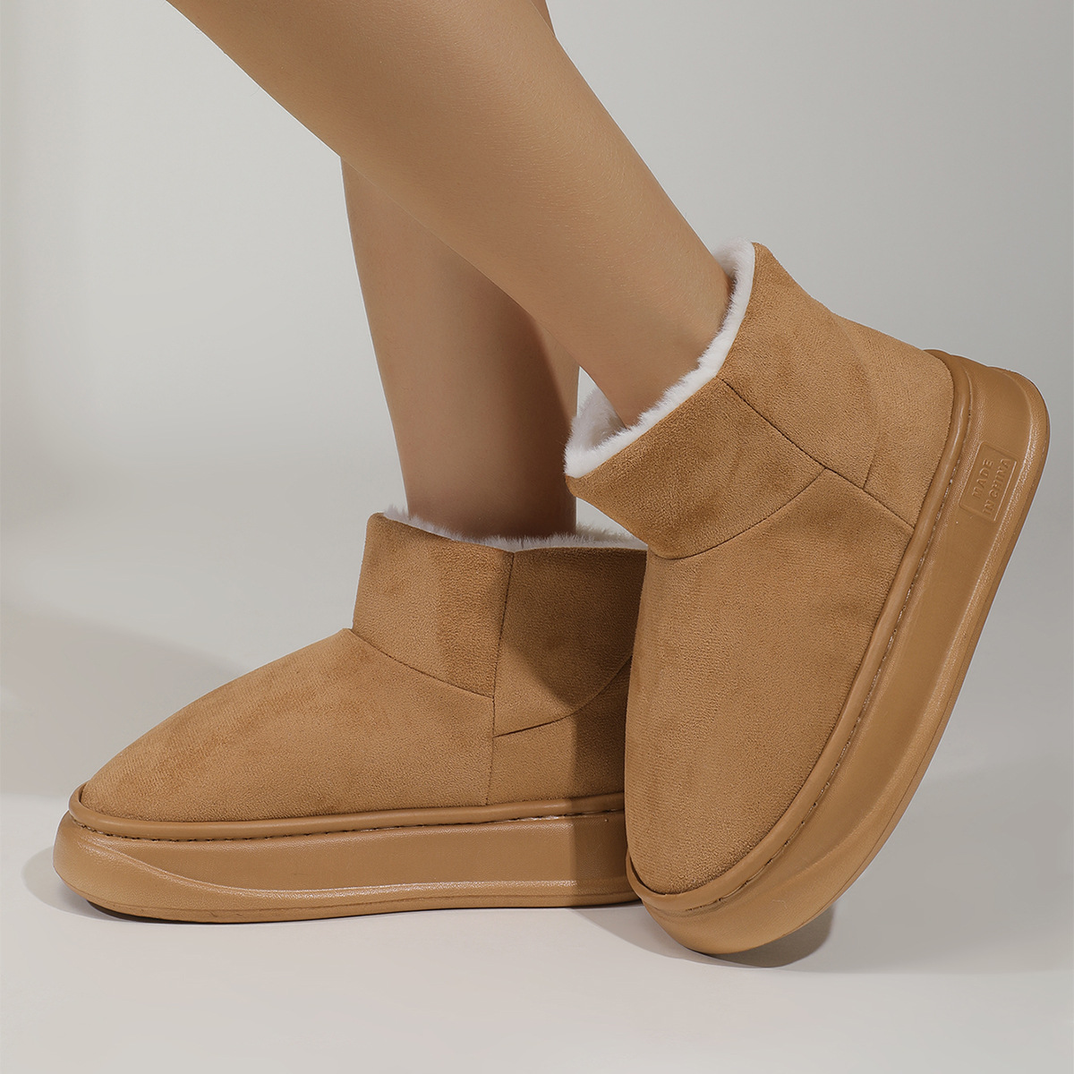 Autumn and winter men's and women's casual comfortable thick-soled heightened solid color round toe fashion mini snow boots short boots