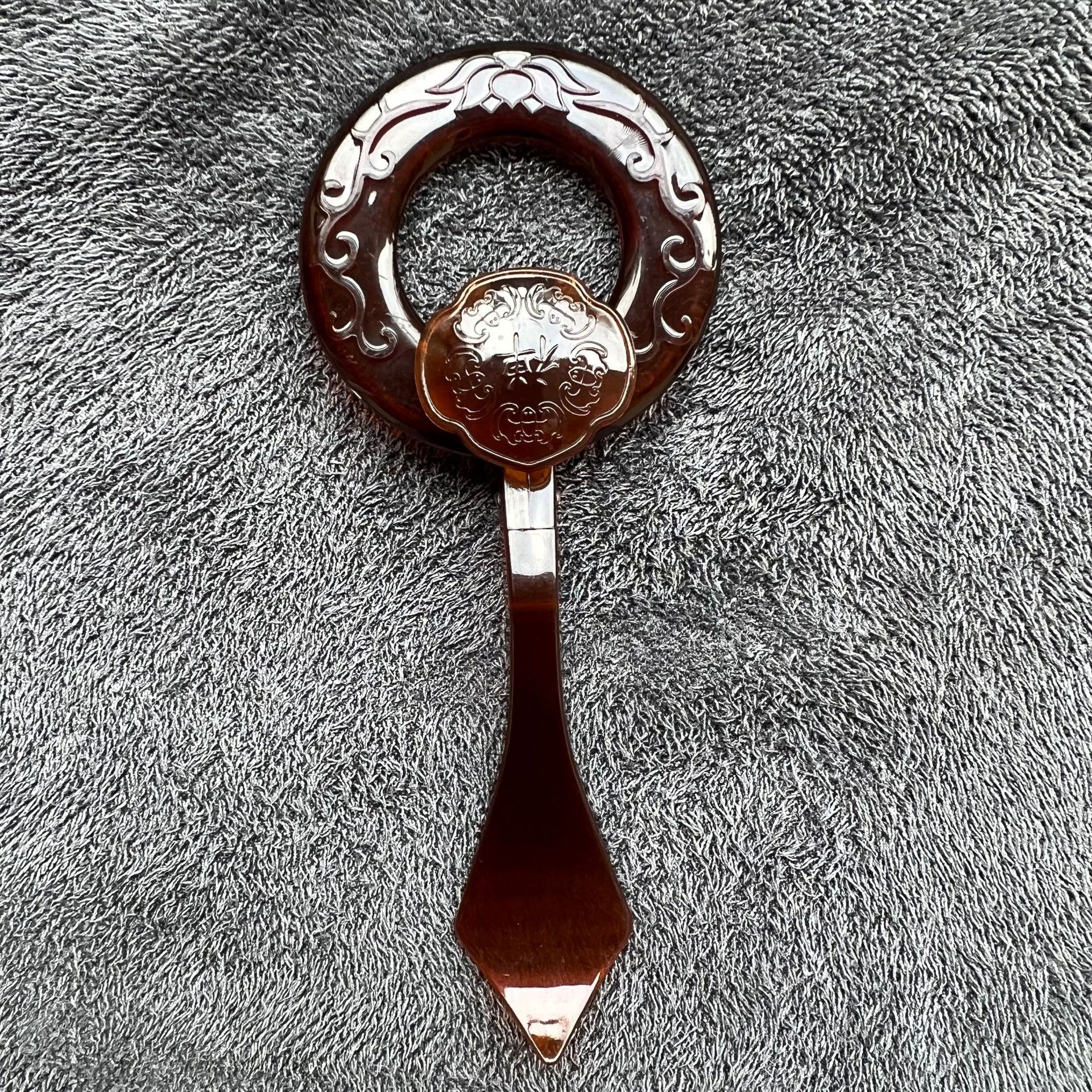 Kassel buckle such as spring buckle plastic garment buckle monks hook monks coat hook monks ancestral clothes cassock coat hook