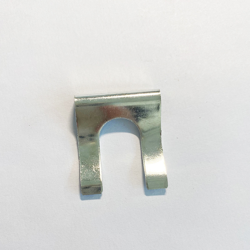 Manufacturers supply automobile oil pipe clip clip piece U-shaped steel metal fixing clip galvanized brake pipe iron clip