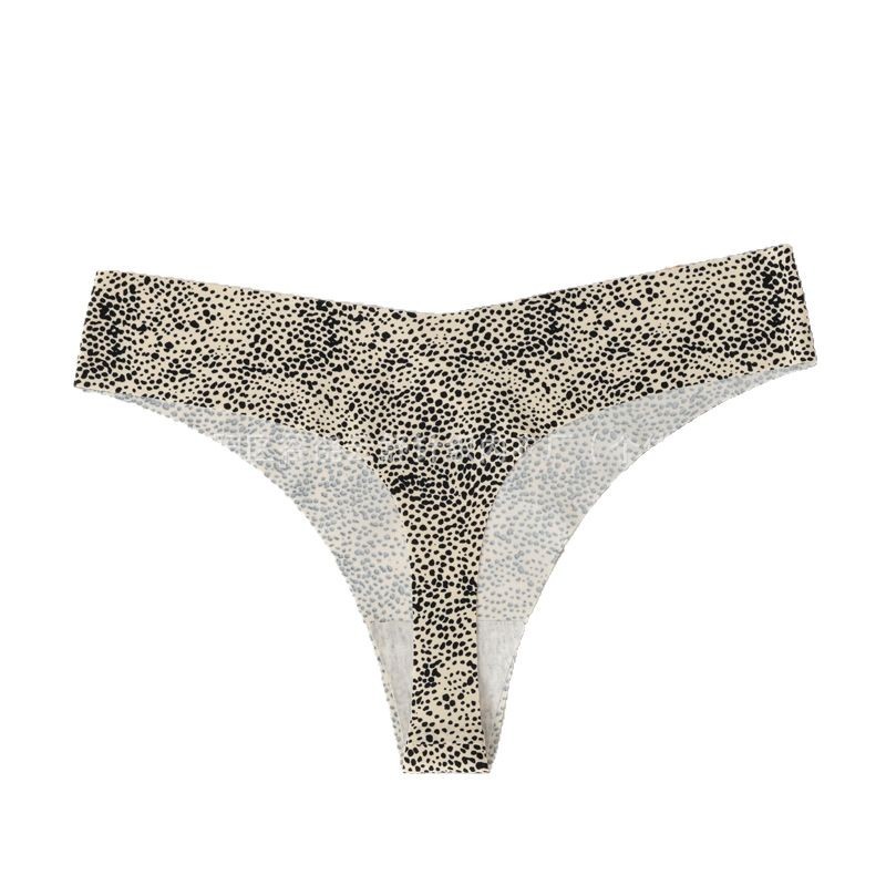 Foreign trade Europe and the United States leopard sexy ice silk seamless underwear women's cotton crotch low waist plus size ladies underwear manufacturers wholesale