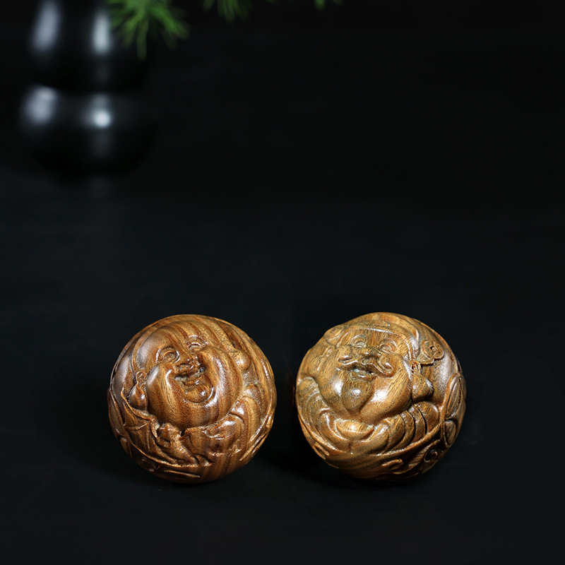 Green sandalwood Fulu double-hand ball solid wood small god of wealth Maitreya Buddha sandalwood hand piece health care ball fitness ball plate to play