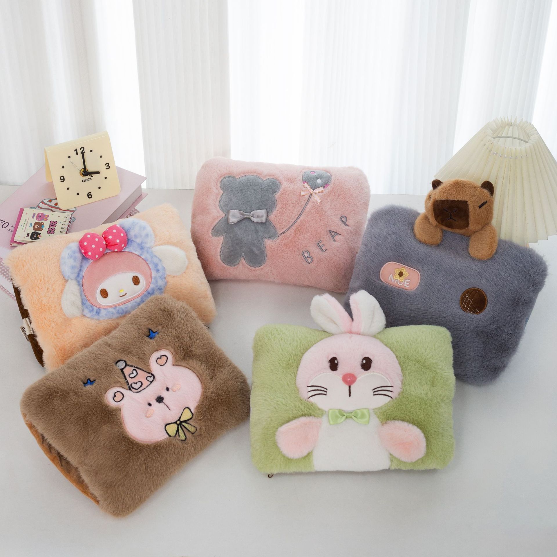 Electric Hot Water Bottle Hand Warmer Rechargeable Automatic Power Off Hot Water Bottle Cute Cartoon Plush Hand Warmer Bag Warmer Baby Wholesale