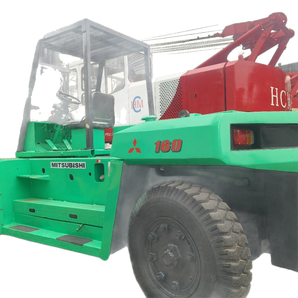 Selling Different Brands of Large and Small Second-Hand Forklifts to the Outside World All the Time at Low Prices