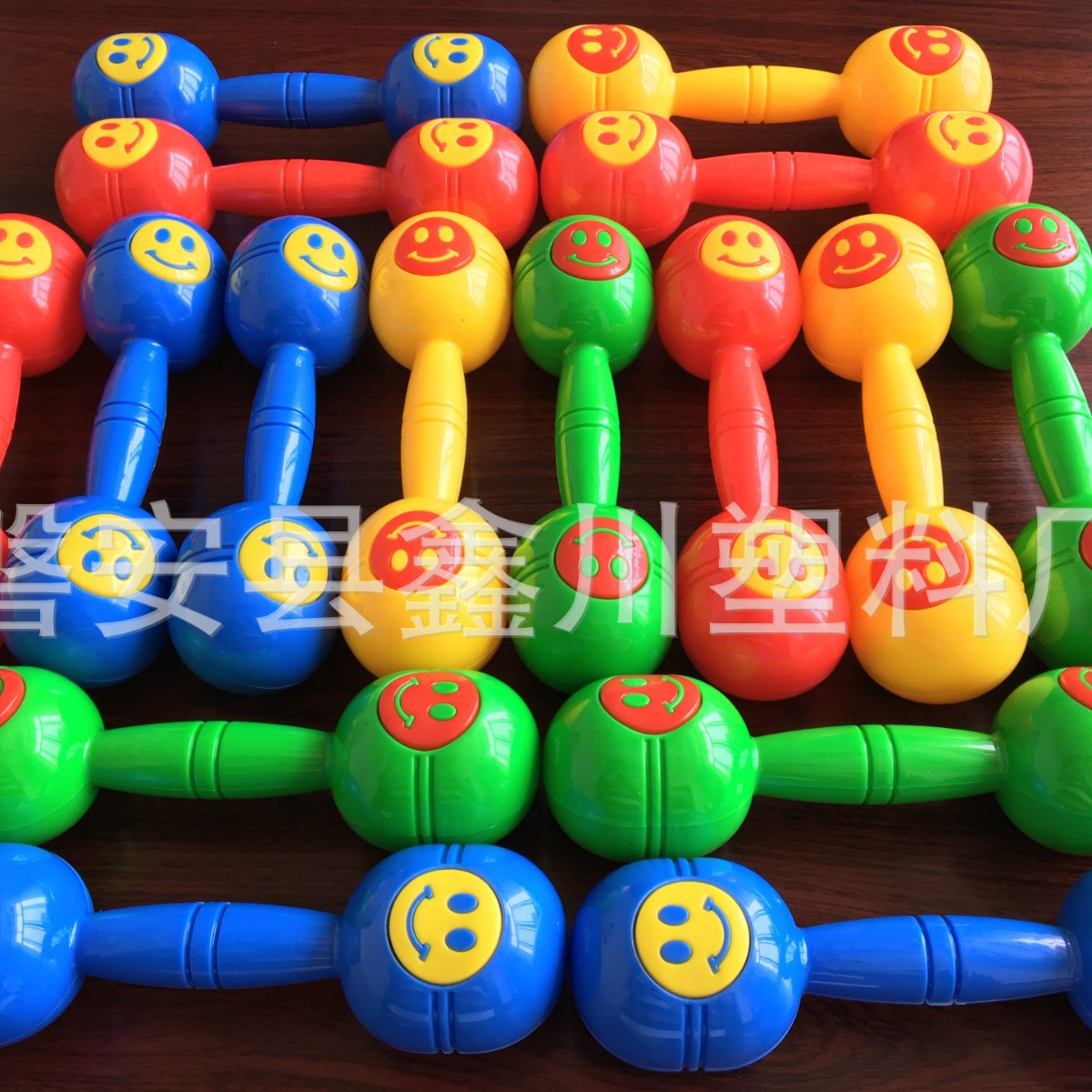 Special Wholesale Kindergarten Children's Toys New Fitness Audio Smiling Face Plastic Dumbbell Dance Supplies