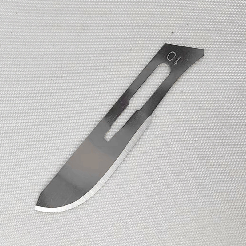 Medical Disposable Surgical Blade Carbon Steel Plastic Surgery Beauty Peeling Surgical Blade Manufacturer