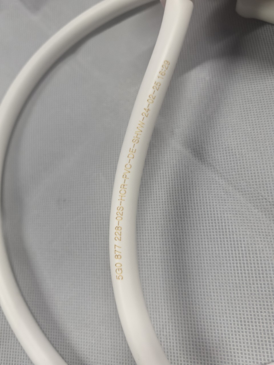 Suitable for Santana Jetta Golf Xinrui Lavida Sunroof Drain Pipe 5g0877228 12D877203A