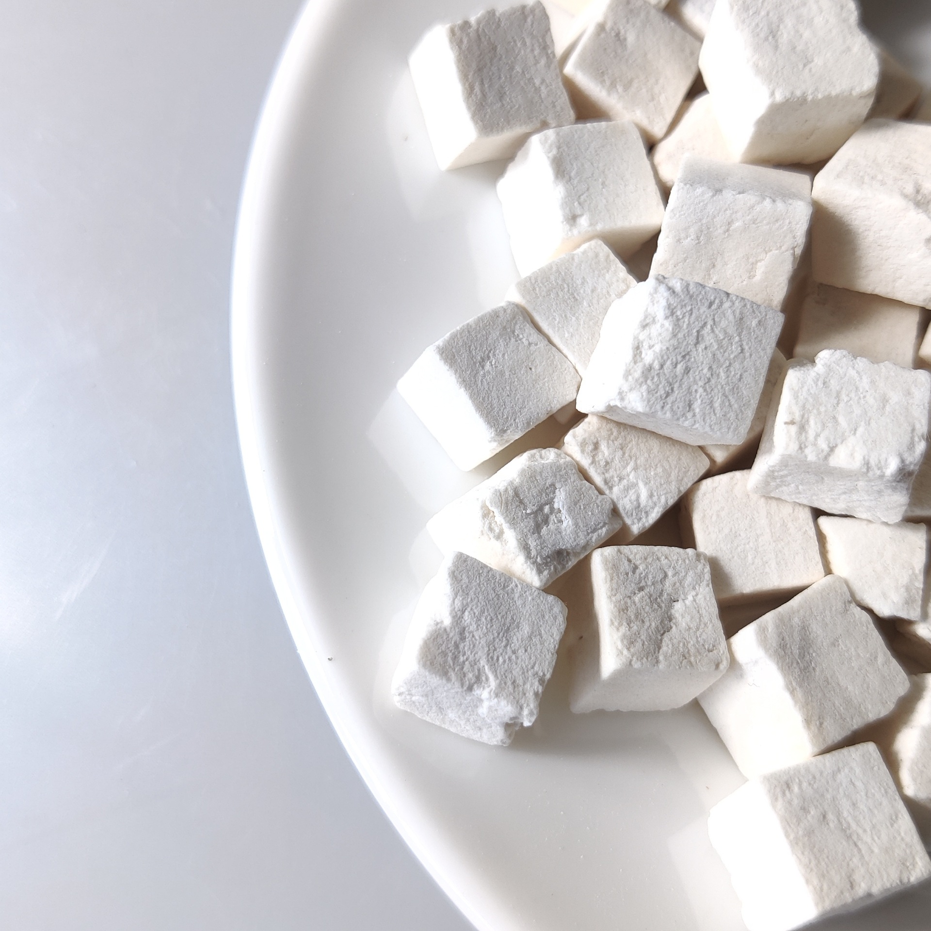 Poria White Poria Cubes in Bulk Chinese Medicinal Materials Wholesale Fuling Ding New Goods Poria Wholesale Origin Straight Hair