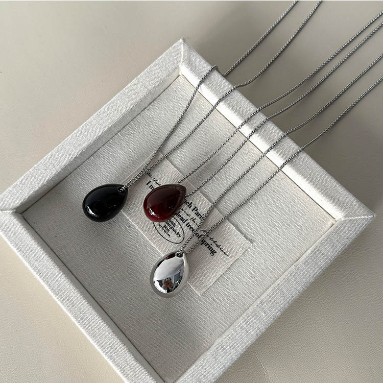Internet Celebrant Minimalist Cool Black Rope Titanium Steel Chain Water Drop Pendant Necklace Oil Drop Distinctive Long Woolen Chain for Women