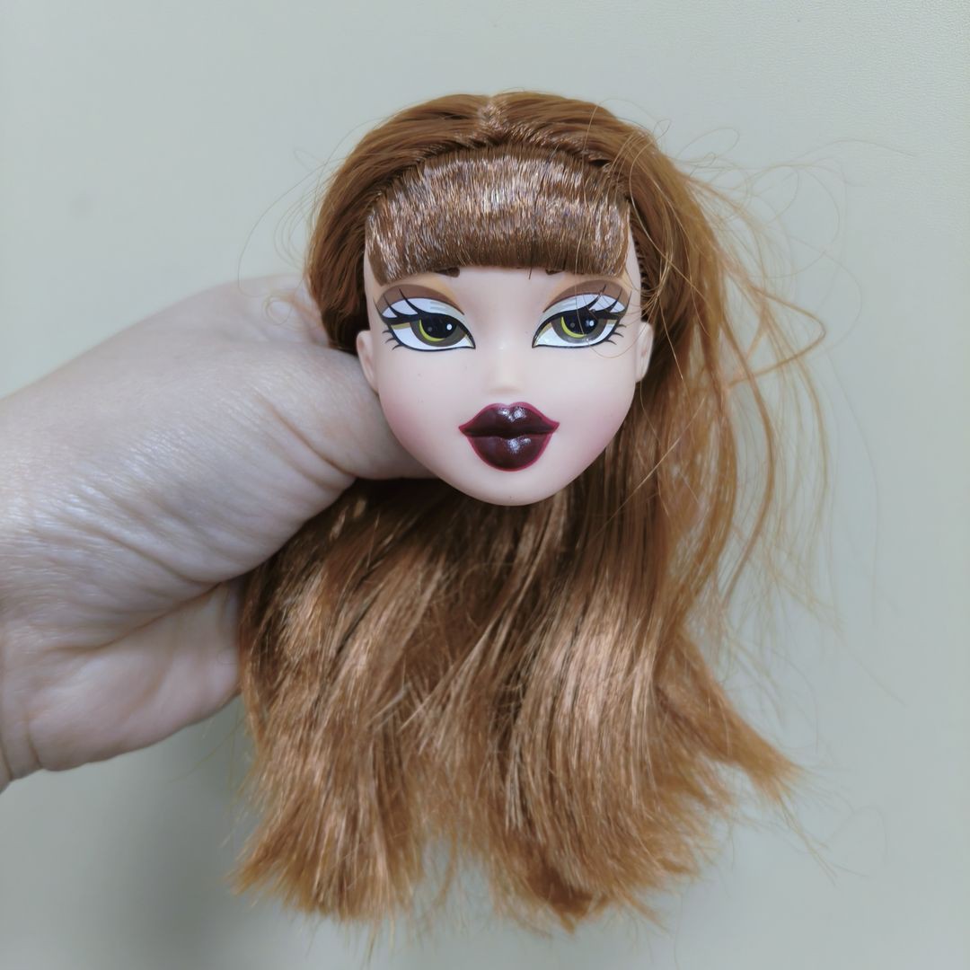 Bulk doll head 6 points genuine foreign trade color hair a variety of cross-border Europe and the United States to change makeup