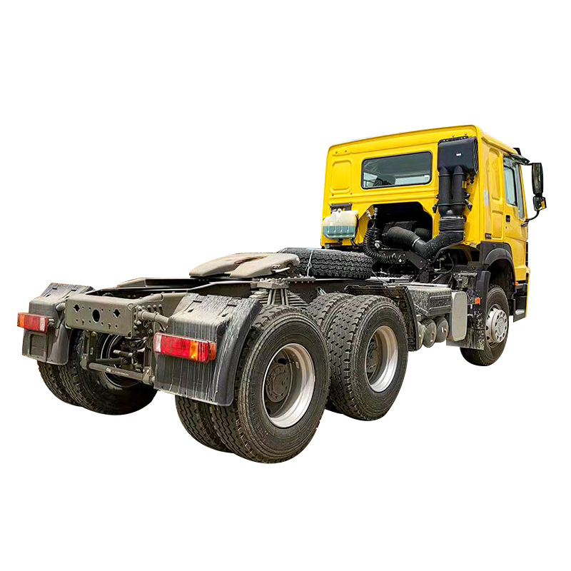 Sinotruk Howo 6*4 Tractor Head Trailer Head for Sale 380 Horsepower Cargo Transport Head Brand New Tires